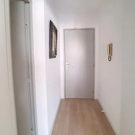 2 Pieces Le Petit Juas Apartment